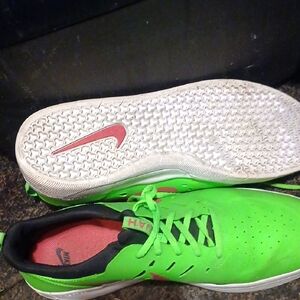 Nike Men's Green Athletic Shoes
